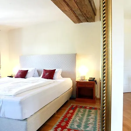 拉夫斯伯格霍夫文艺复兴住宿加早餐旅馆 酒店 魏森基兴