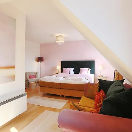 拉夫斯伯格霍夫文艺复兴住宿加早餐旅馆 4*