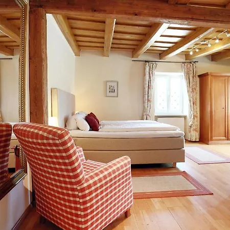 拉夫斯伯格霍夫文艺复兴住宿加早餐旅馆 4* 魏森基兴