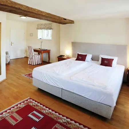 拉夫斯伯格霍夫文艺复兴住宿加早餐旅馆