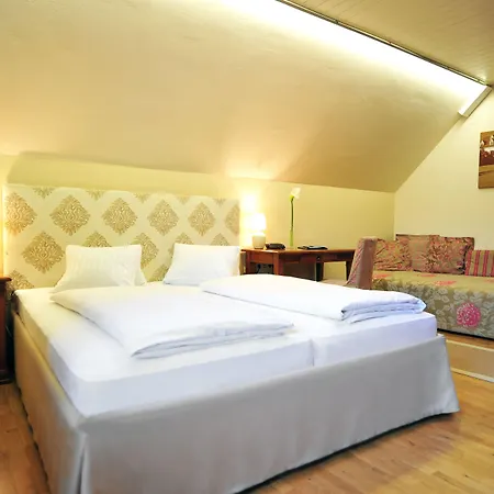 酒店 拉夫斯伯格霍夫文艺复兴住宿加早餐旅馆 4*